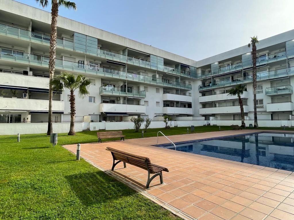 V017 - Porto Marina Apartment Roses Exterior photo